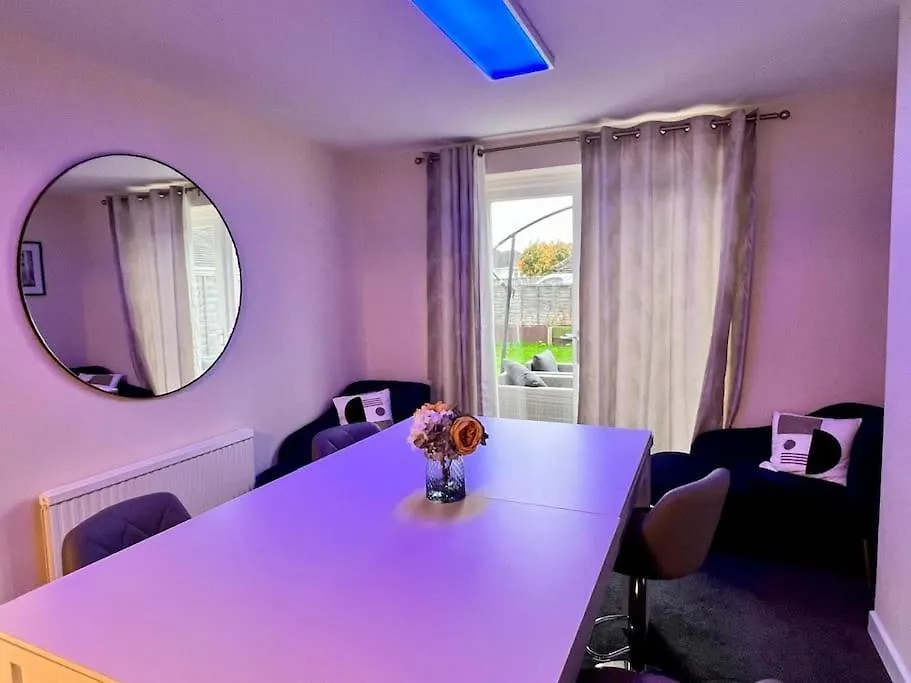 Wilton Retreat- Hot Tub, Pool Table, Parking Apartment Southampton